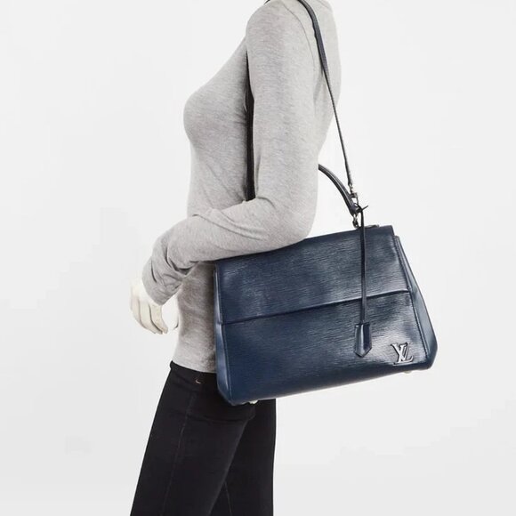 Louis Vuitton Indigo Epi Leather Cluny MM Bag - Picture 2 of 12